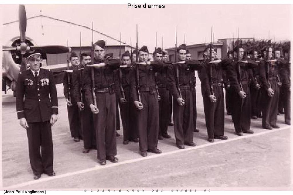 122 - AERODROMES ET BASES 1945-1962-1-ORAN LA SENIA BA 141 (33).jpg